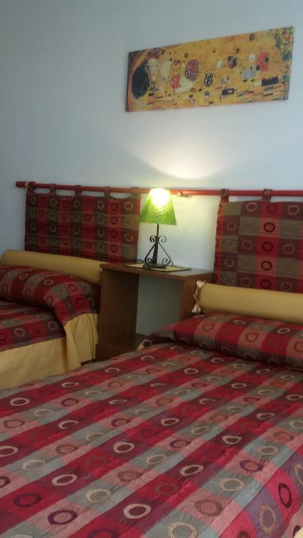 Casa Tarragona Acomodação com café da manhã Alghero Quarto foto