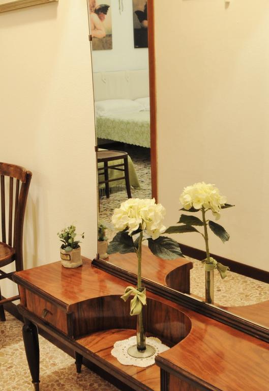 Casa Tarragona Acomodação com café da manhã Alghero Quarto foto